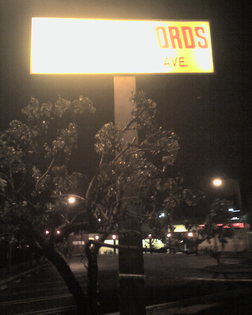 20061224-Tower_Costa_Mesa-Treo-08-full-size.jpg