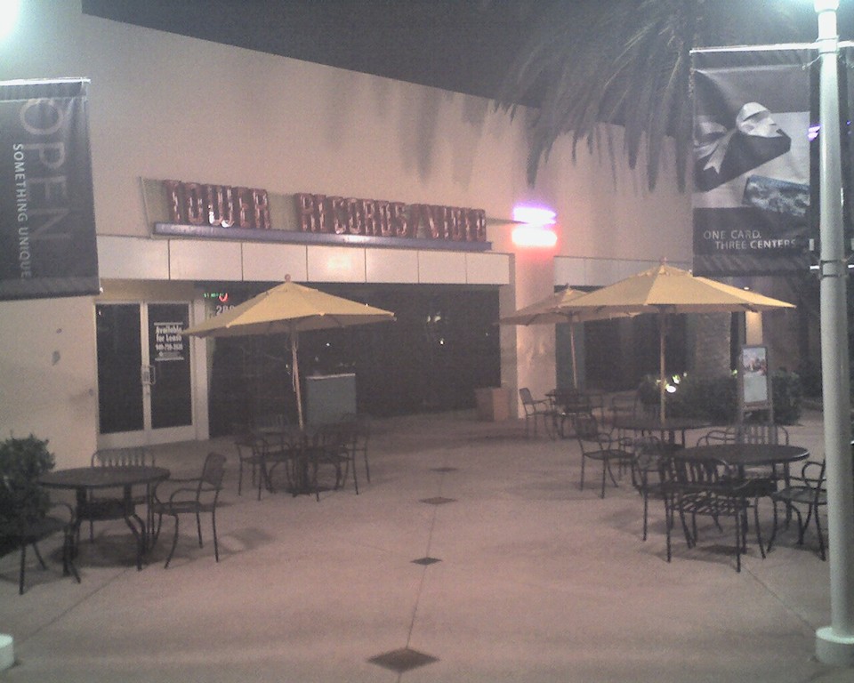 20070117-Tower_Tustin-night-03-large.jpg