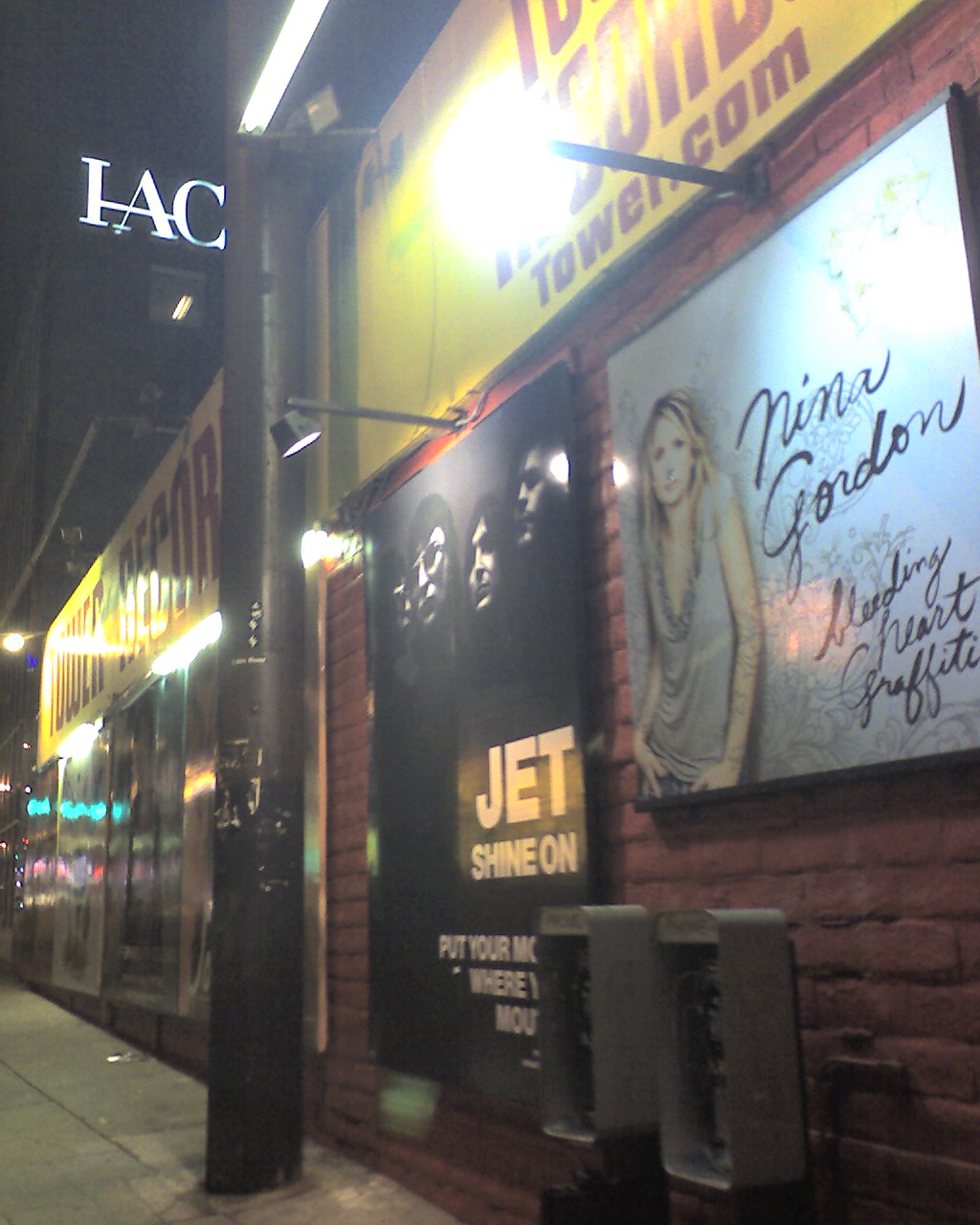 20070119-Tower_Hollywood-06-full-size.jpg