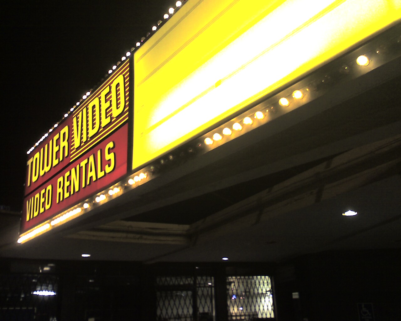 20070119-Tower_Hollywood-10-full-size.jpg