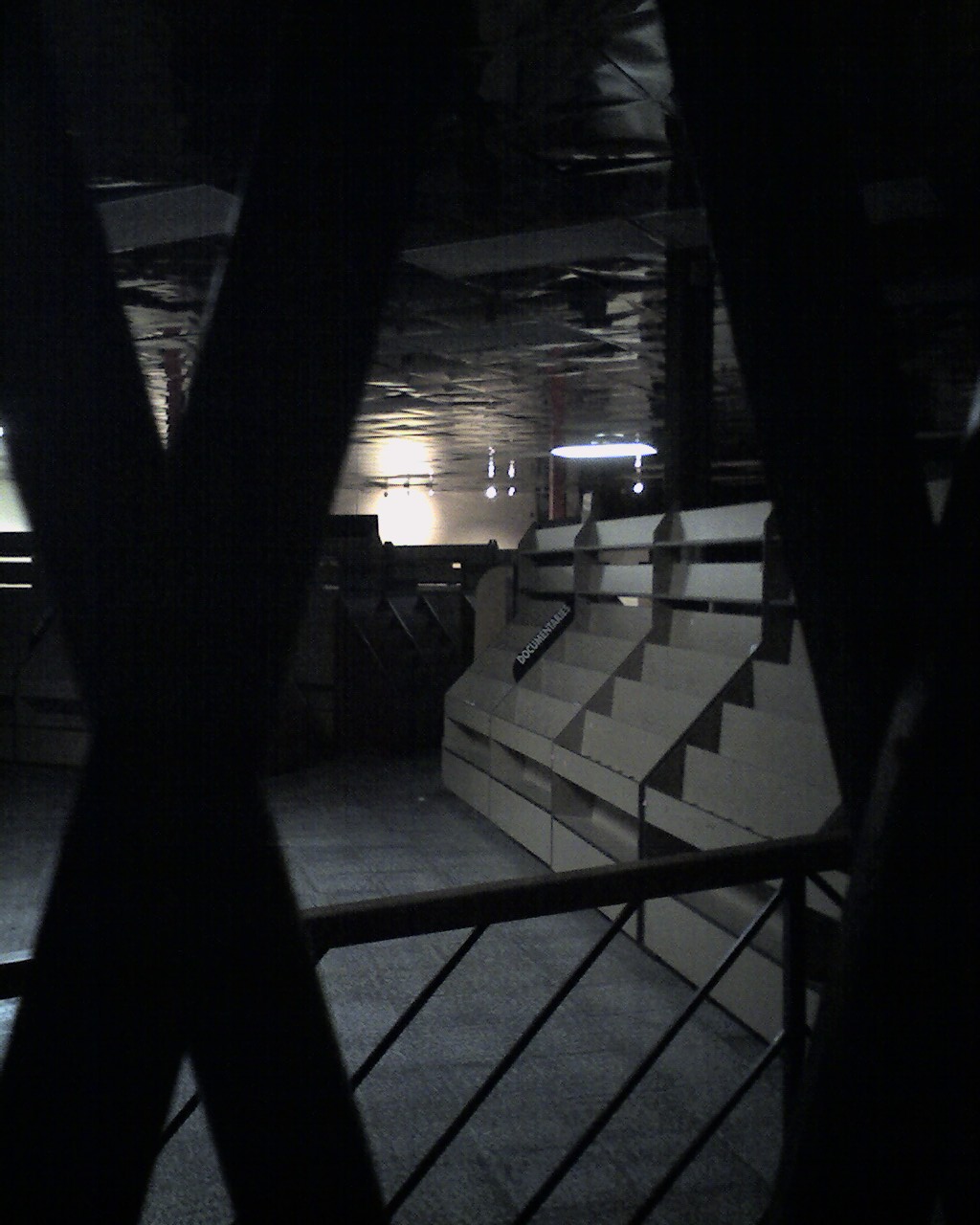 20070119-Tower_Hollywood-23-full-size.jpg