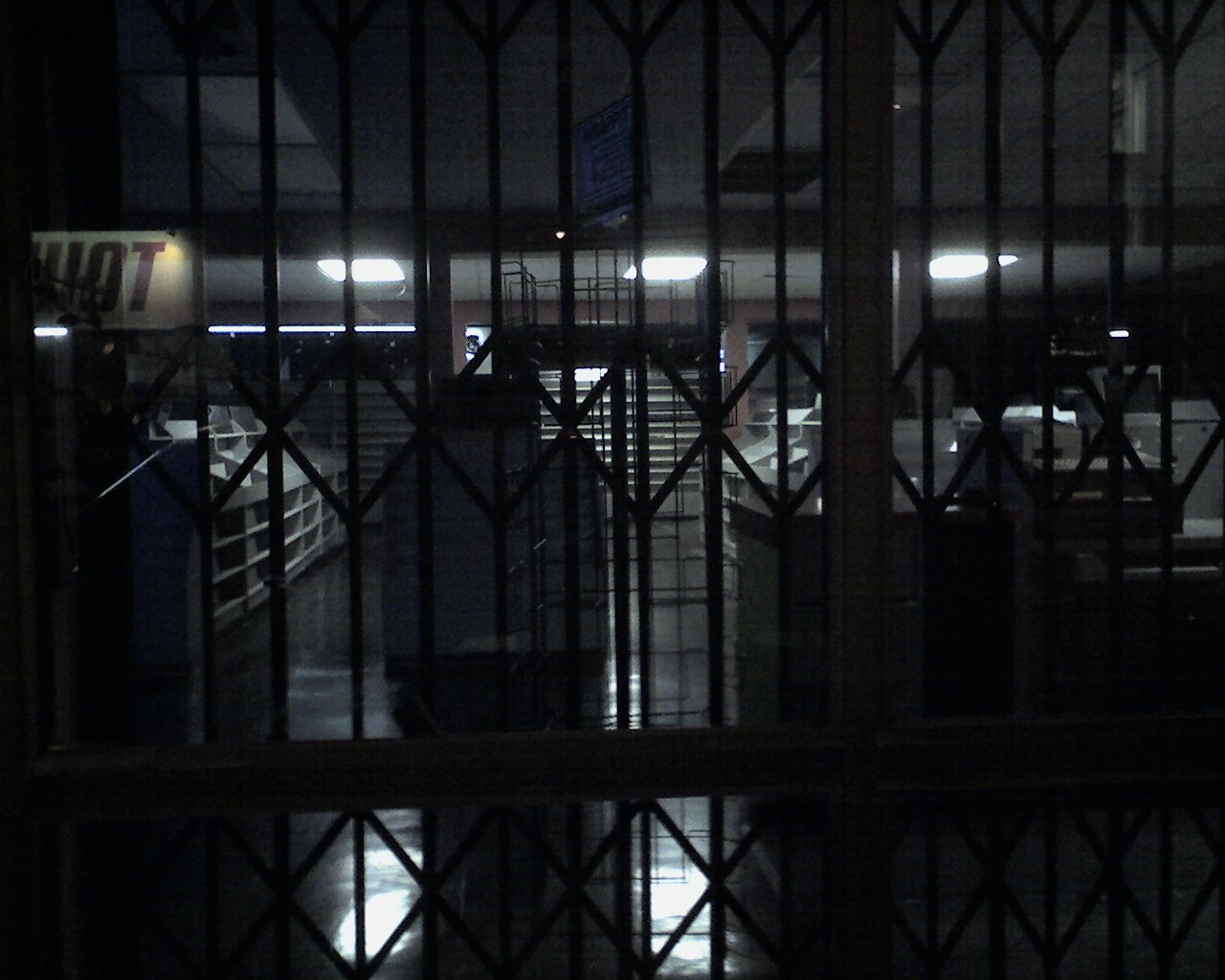 20070119-Tower_Hollywood-34-full-size.jpg