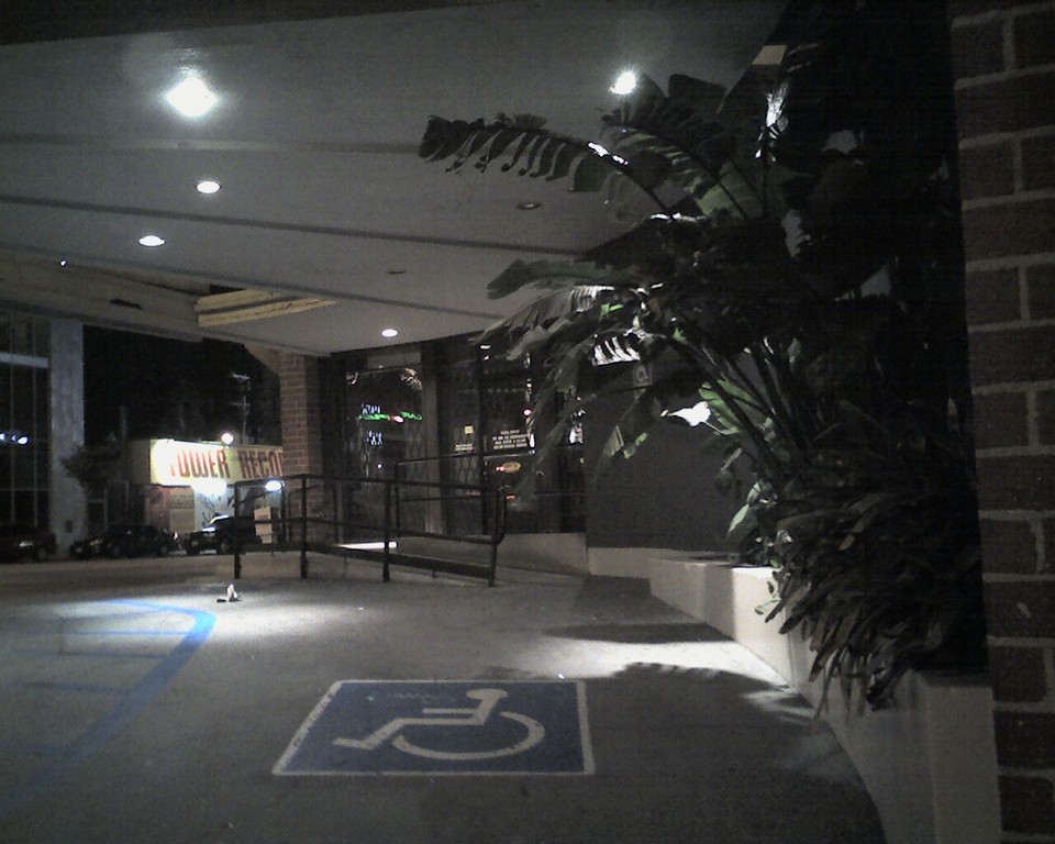 20070119-Tower_Hollywood-39-large.jpg