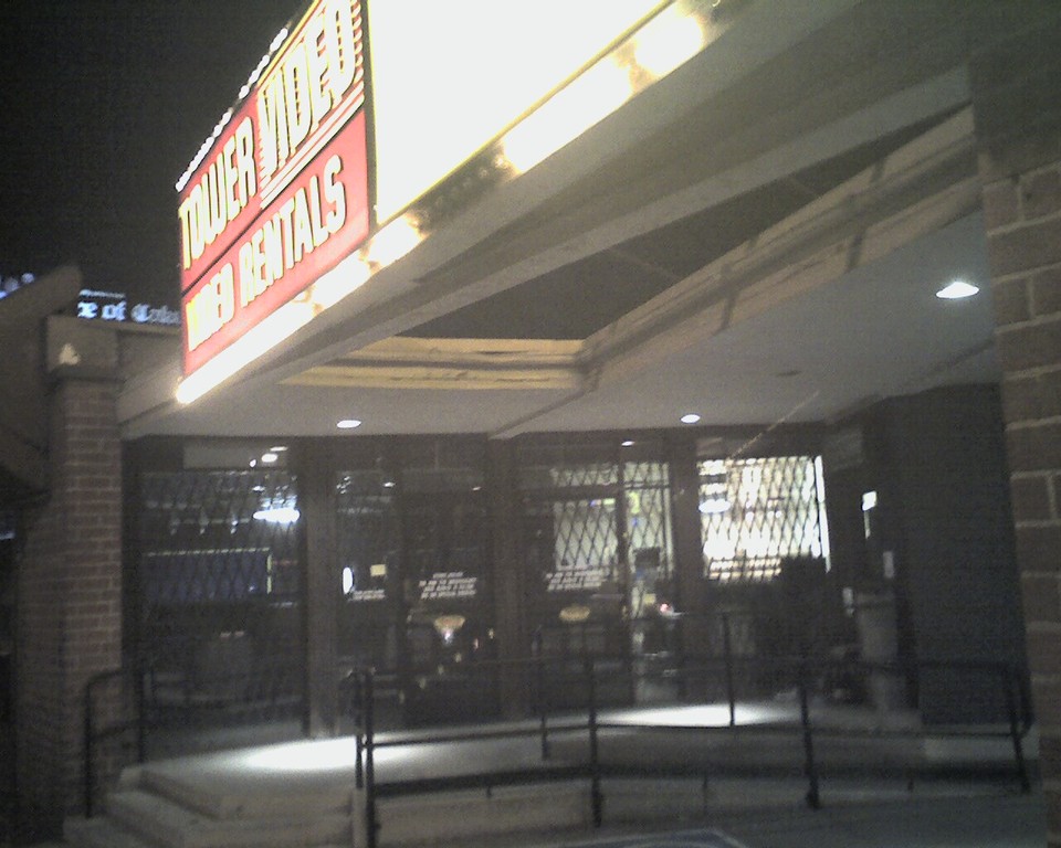 20070119-Tower_Hollywood-42-large.jpg