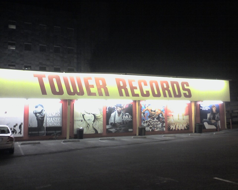 20070119-Tower_Hollywood-53-large.jpg