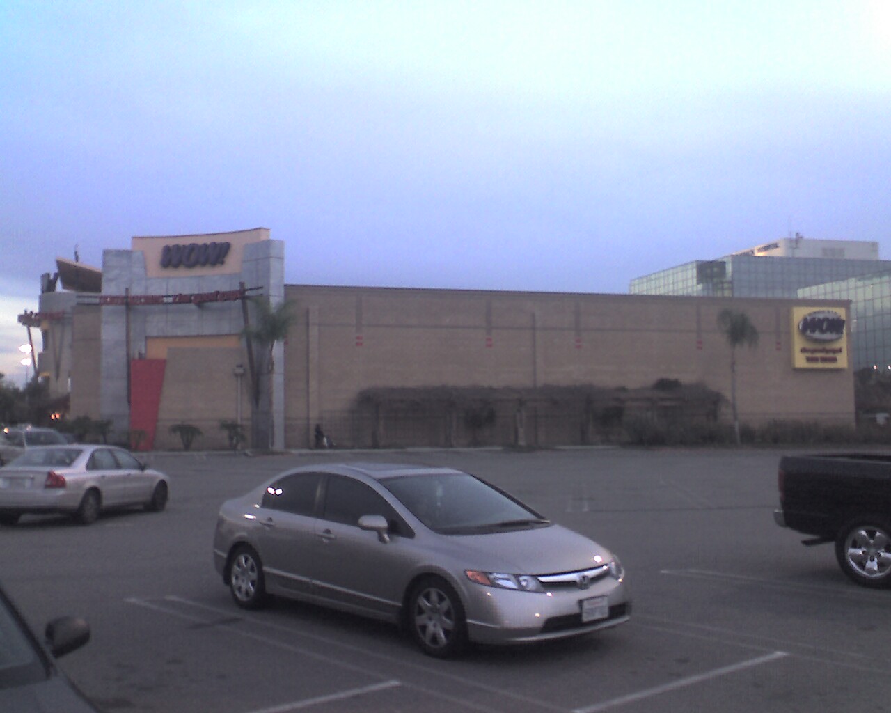 20070128a-Tower_Laguna_Hills-Treo-01-full-size.jpg