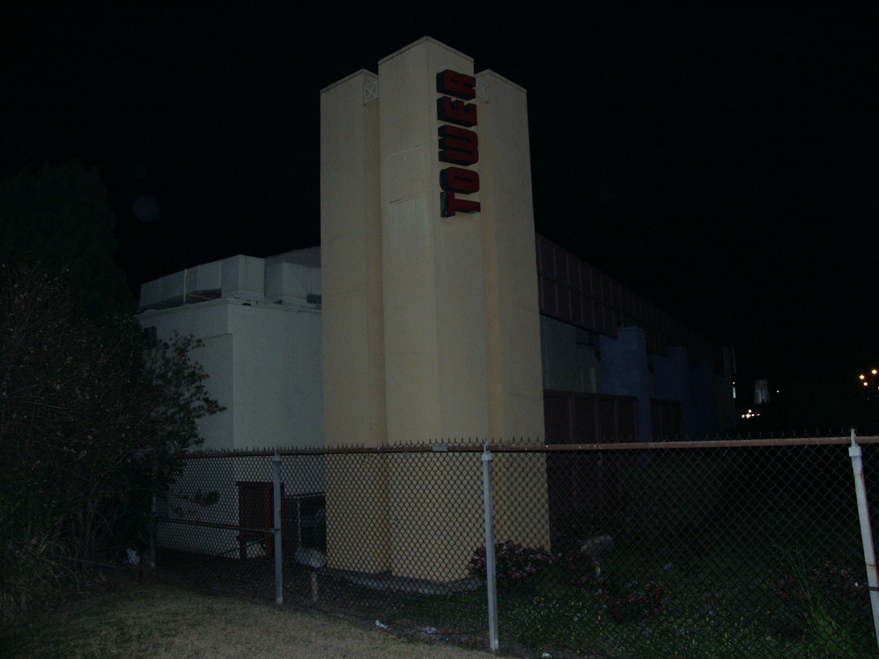 20070128c-Tower_Costa_Mesa-Minolta-04-full-size.jpg