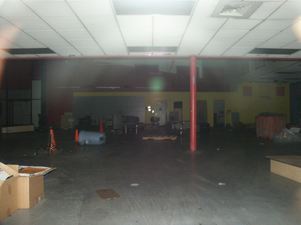 20070128c-Tower_Costa_Mesa-Minolta-14-large.jpg
