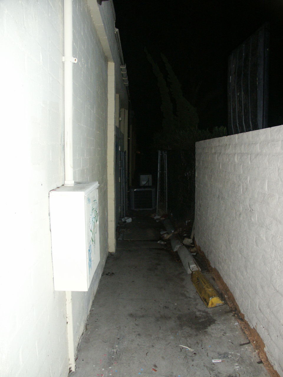 20070128c-Tower_Costa_Mesa-Minolta-27-full-size.jpg