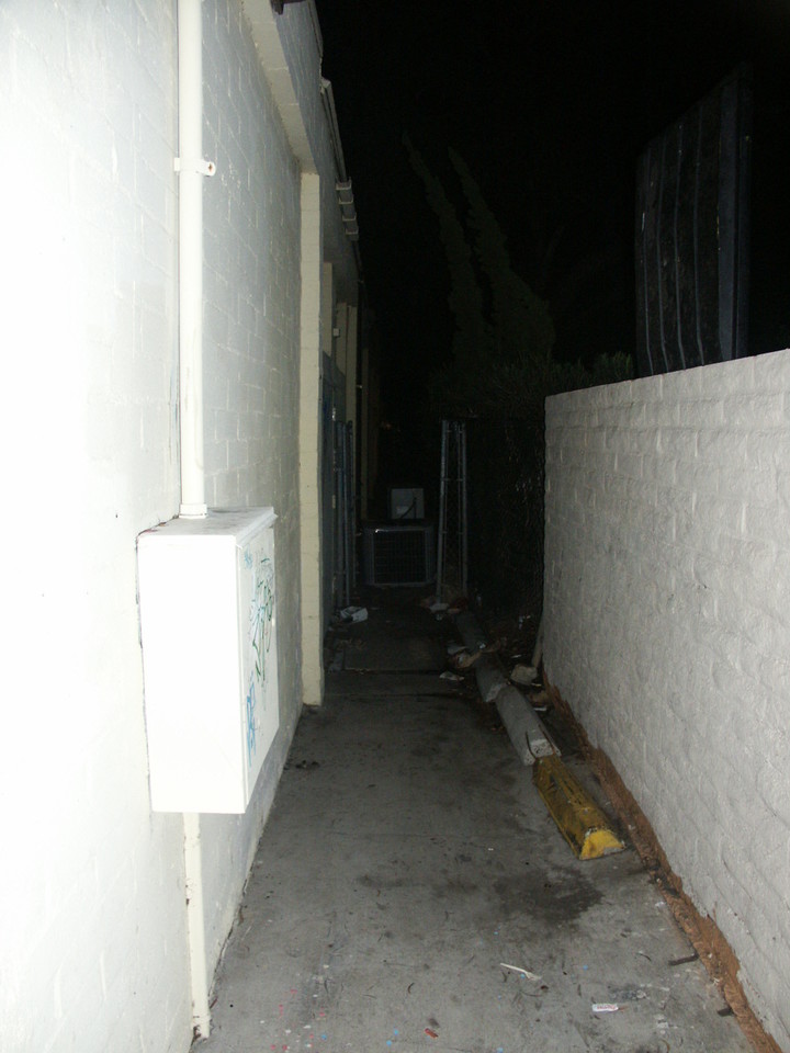 20070128c-Tower_Costa_Mesa-Minolta-27-large.jpg